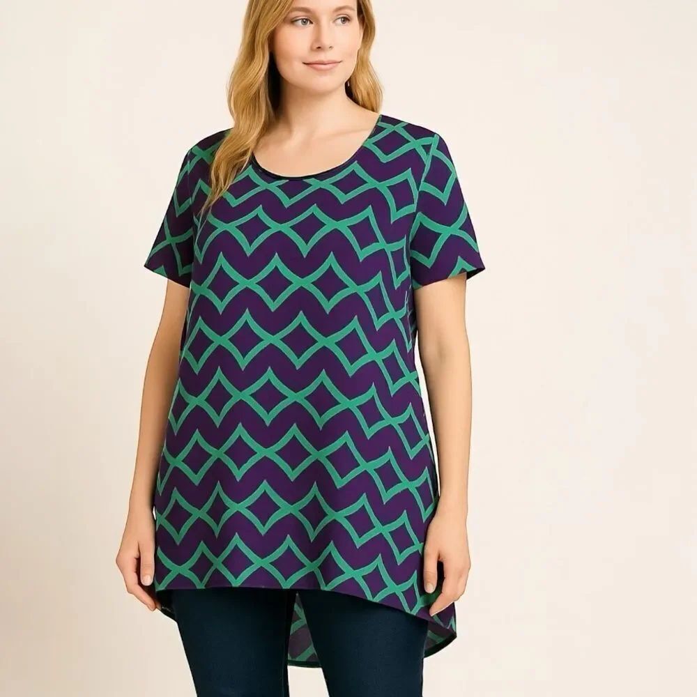 Lularoe Irma Popover Short Sleeve Purple/Green Geometric Top Size Large